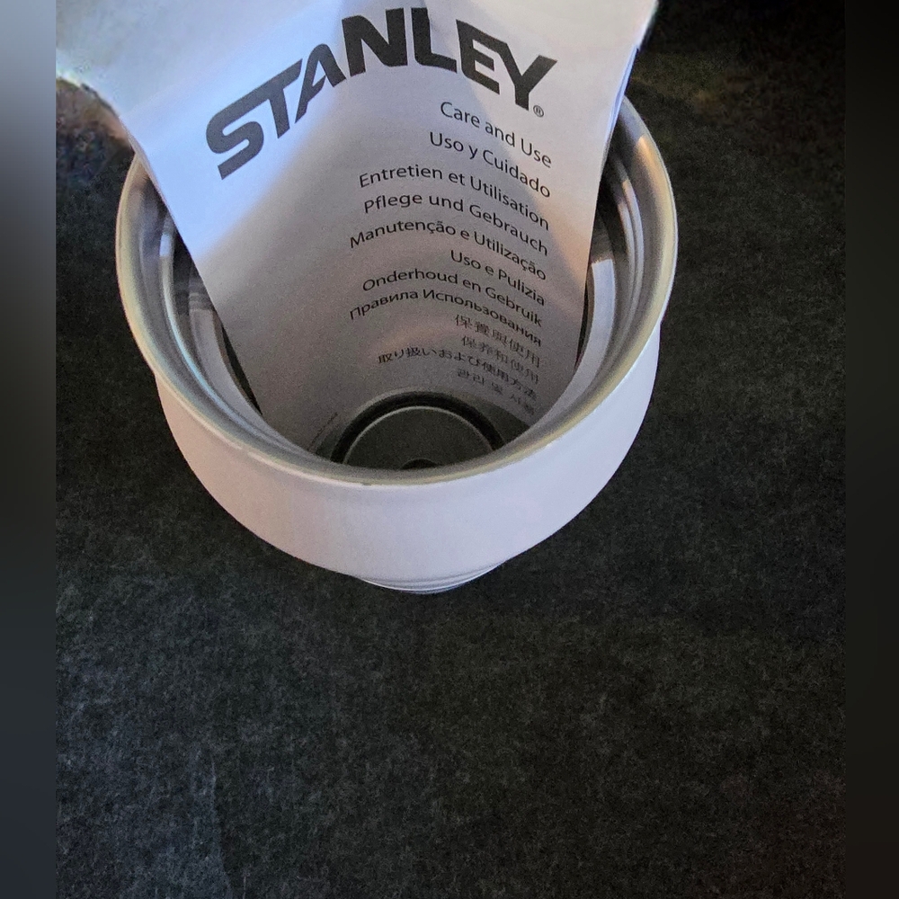 Stanley Pink IceFlow Bottle - Picture 5 of 6